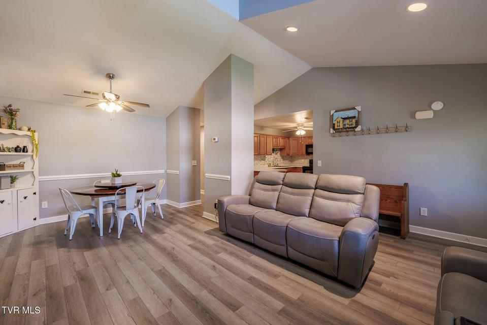 Photo #4: 58 Sagewood Court