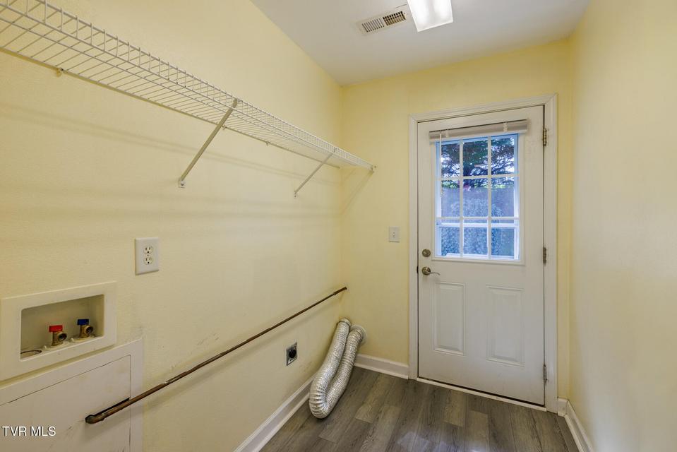 Photo #16: 58 Sagewood Court