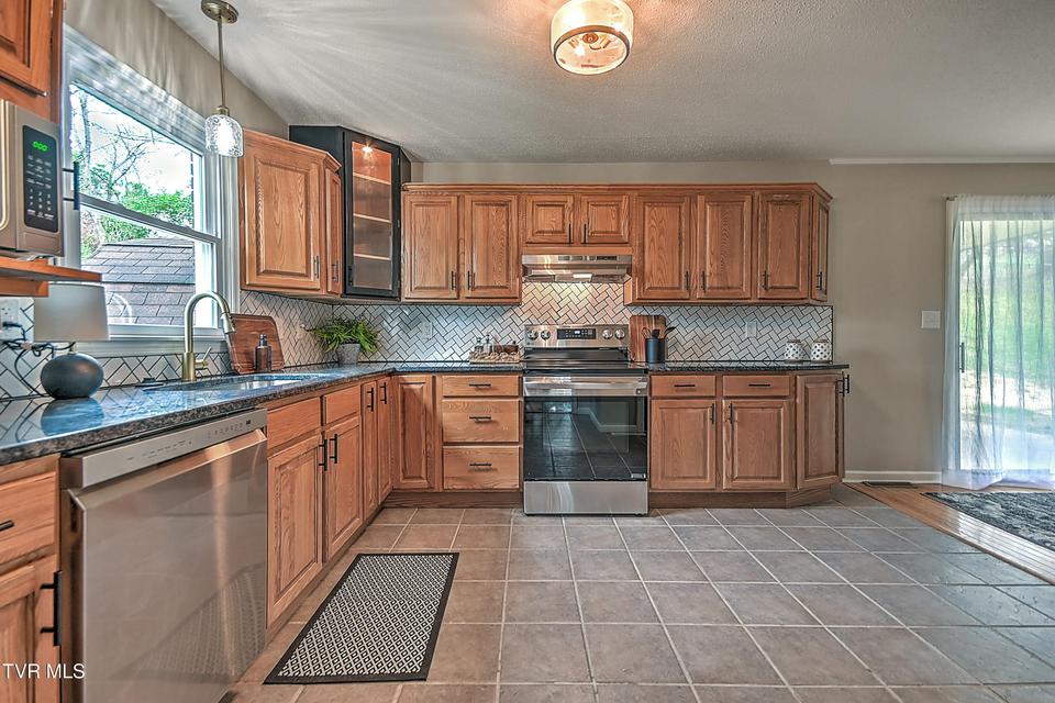 Photo #15: 6371 Old Jonesboro Road