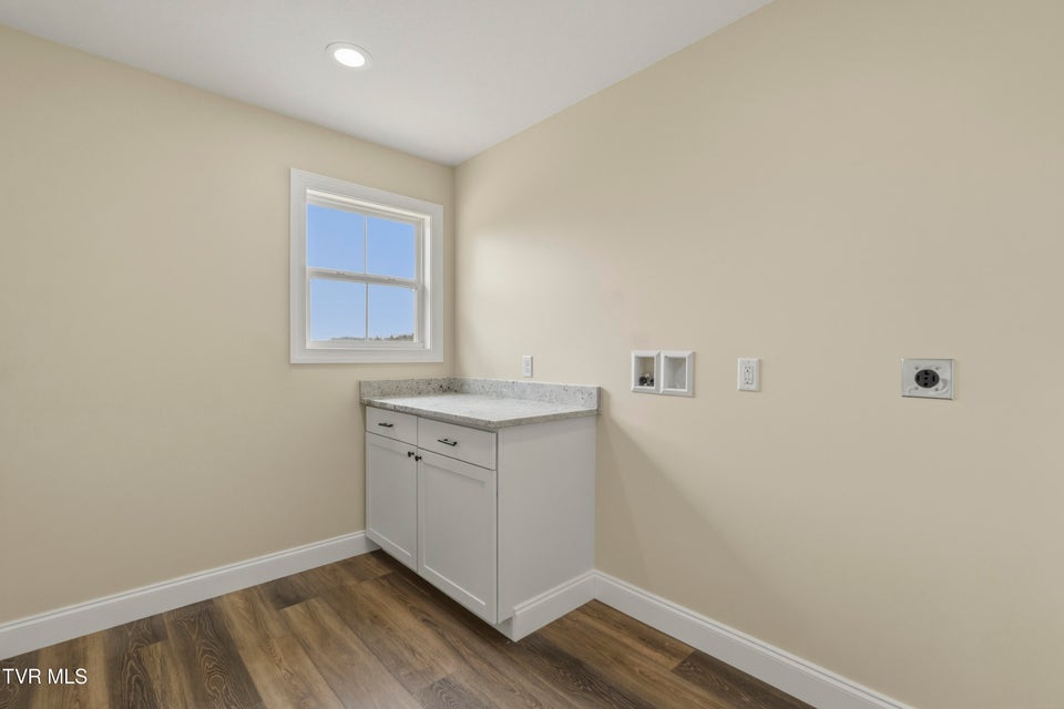 Photo #20: 410 Gibson Loop