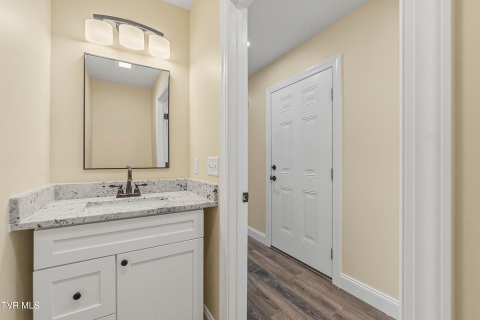 Photo #22: 410 Gibson Loop