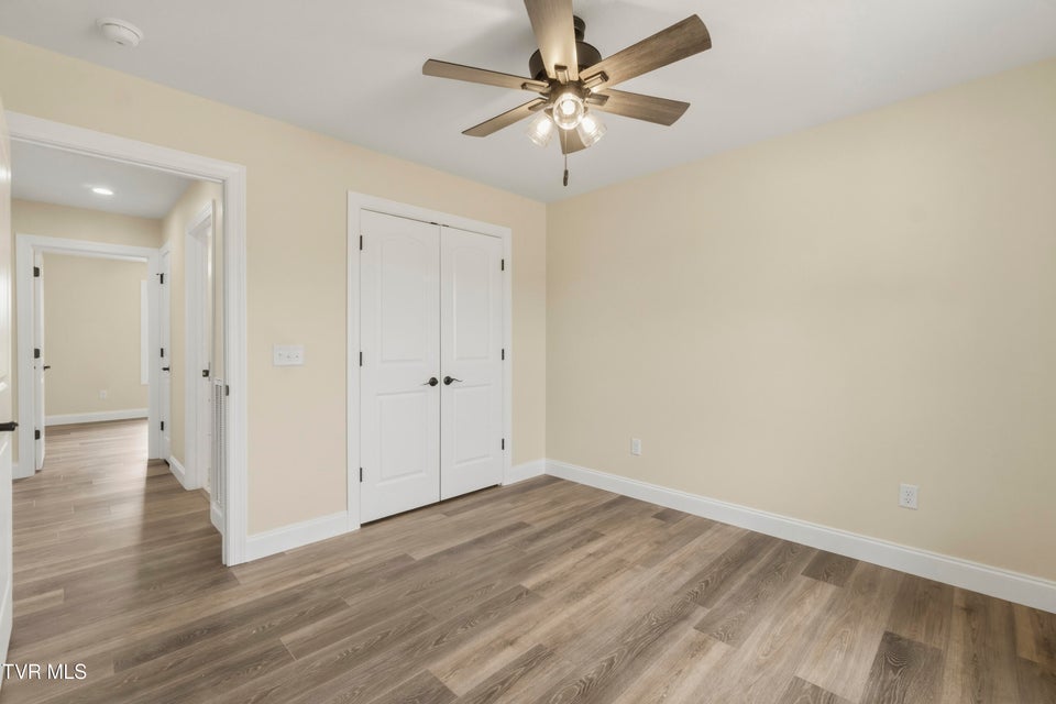 Photo #35: 410 Gibson Loop