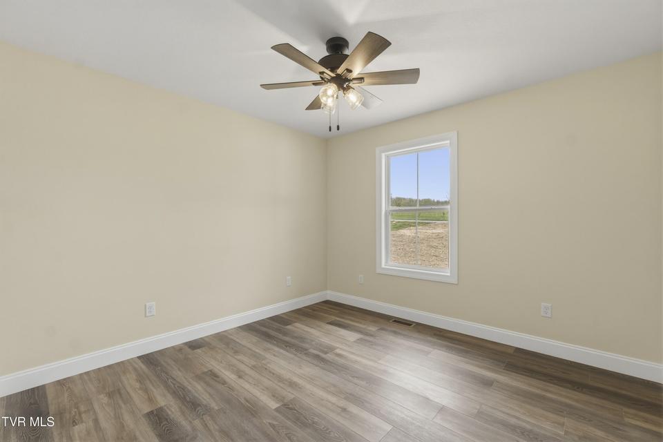 Photo #36: 410 Gibson Loop