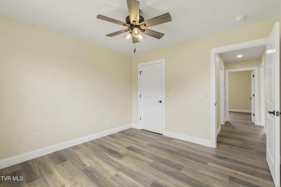 Photo #43: 410 Gibson Loop