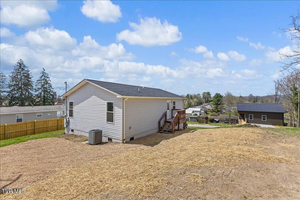 Photo #5: 108 Lily Street