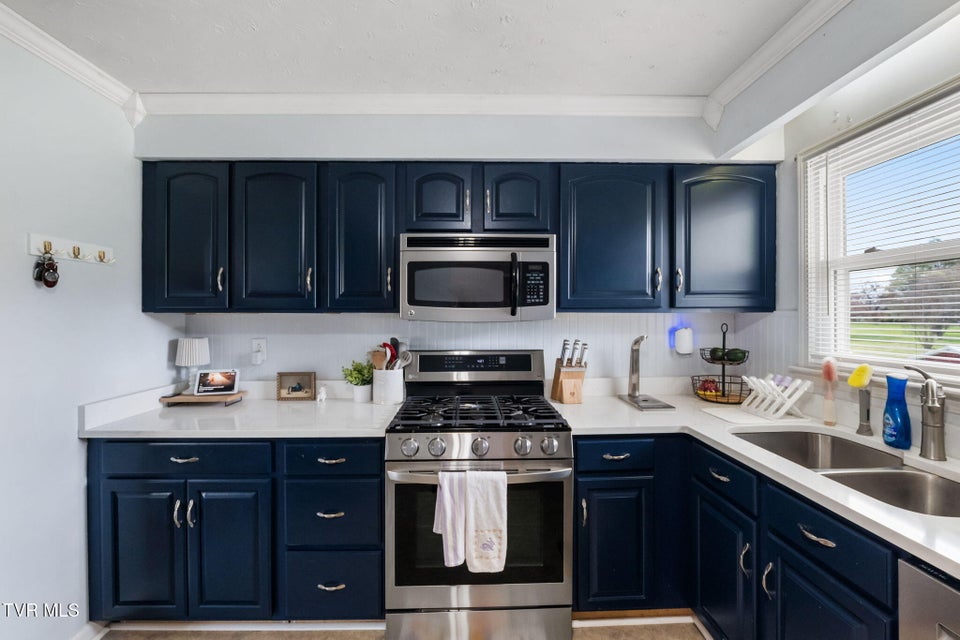 Photo #18: 19763 Mccray Drive