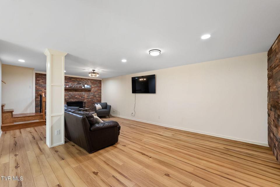 Photo #37: 19763 Mccray Drive