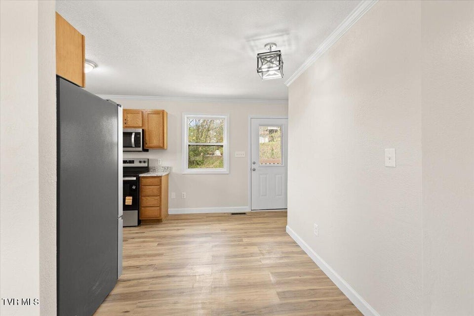 Photo #26: 108 Lily Street