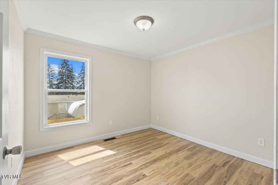 Photo #35: 108 Lily Street