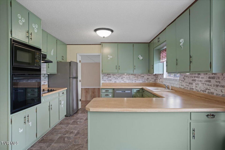 Photo #30: 345 Arrowood Road