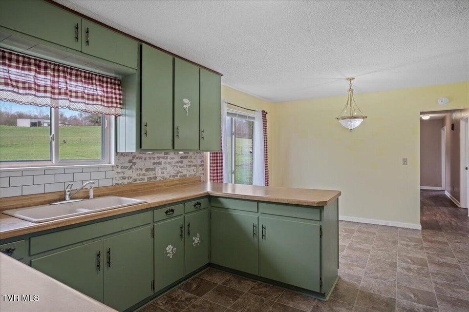 Photo #35: 345 Arrowood Road