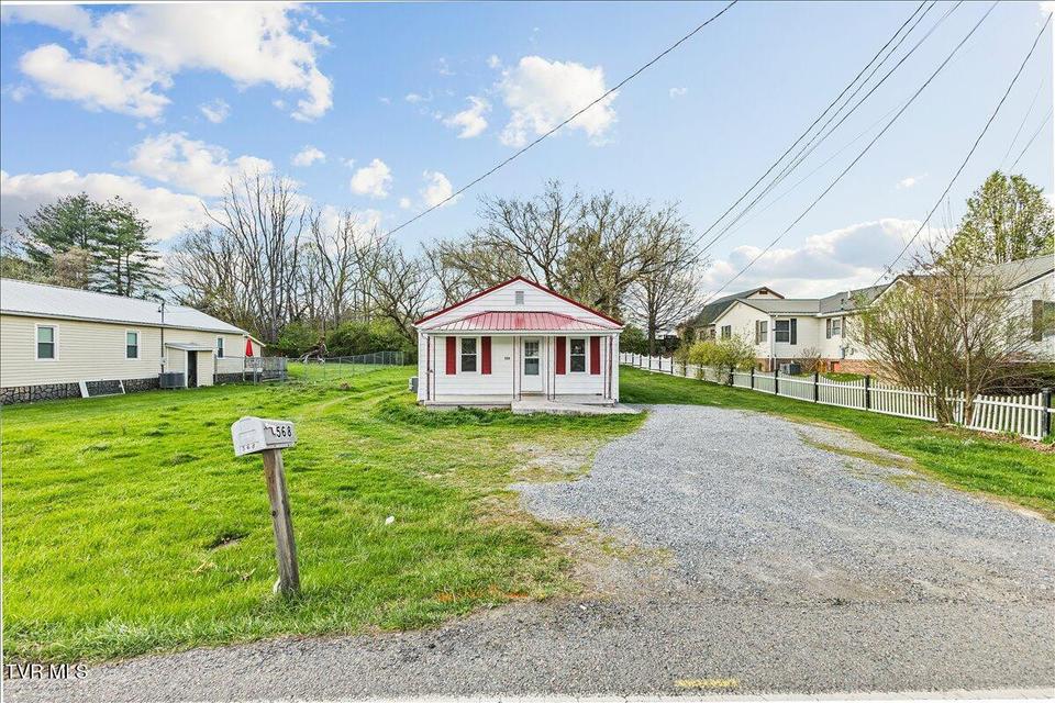 Photo #6: 568 Old Airport Road