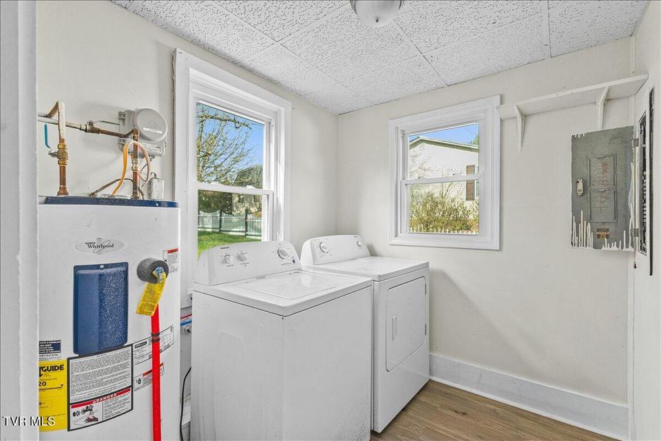 Photo #22: 568 Old Airport Road