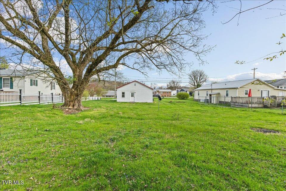 Photo #25: 568 Old Airport Road