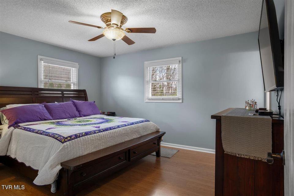 Photo #47: 109 Valmar Road