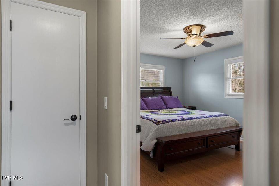 Photo #41: 109 Valmar Road