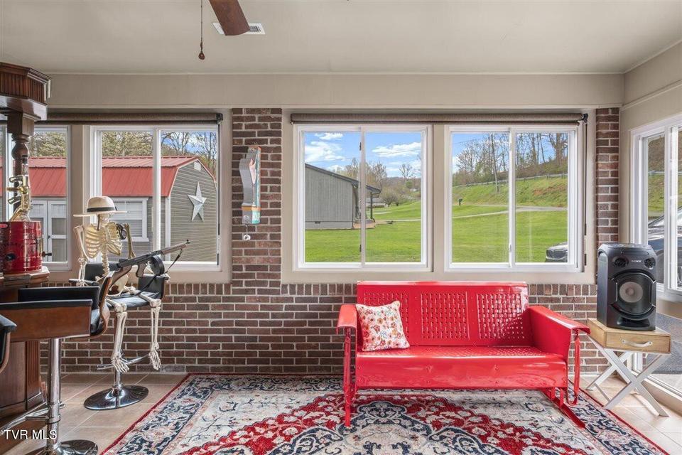 Photo #25: 109 Valmar Road