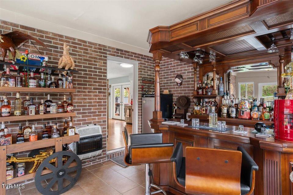 Photo #26: 109 Valmar Road