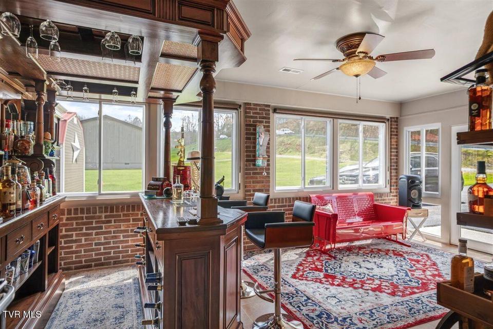 Photo #24: 109 Valmar Road