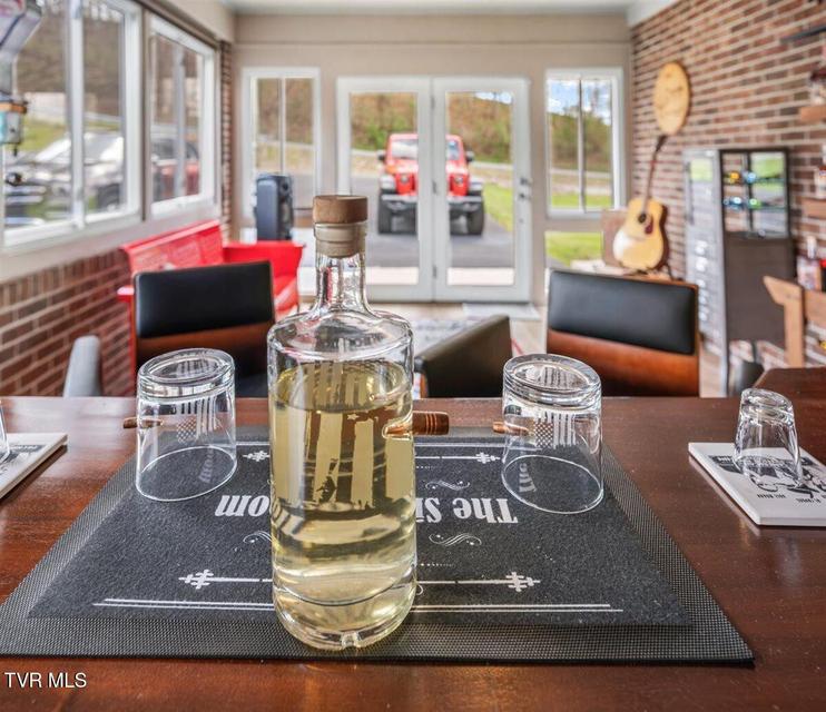 Photo #22: 109 Valmar Road