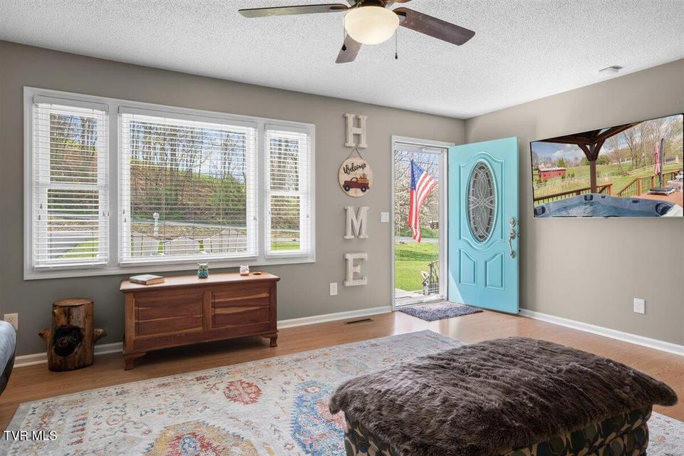 Photo #6: 109 Valmar Road