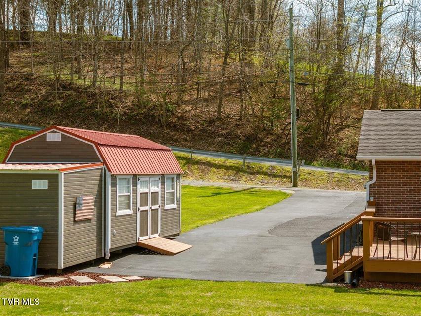 Photo #55: 109 Valmar Road