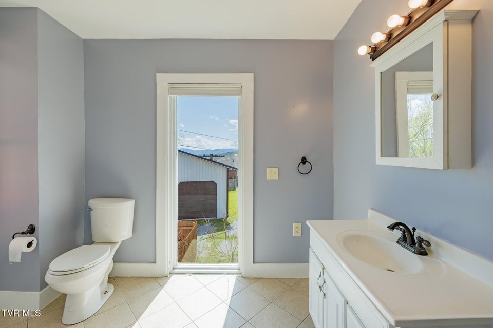 Photo #31: 1503 Virginia Street