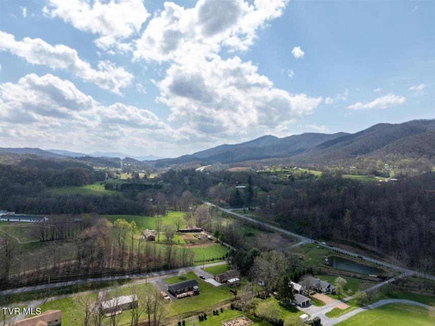 Photo #62: 109 Valmar Road