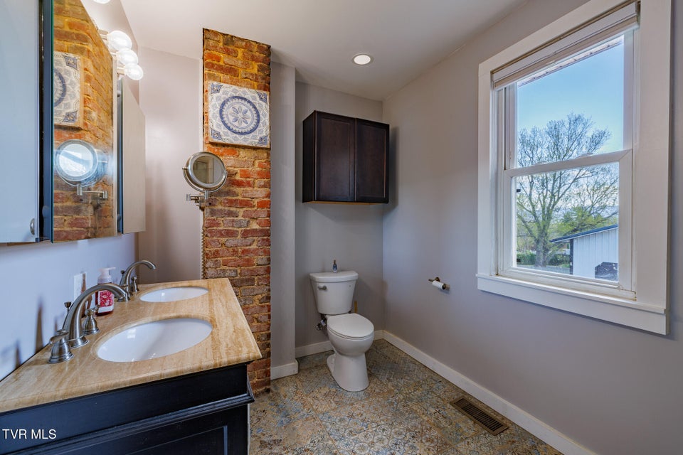 Photo #87: 1503 Virginia Street