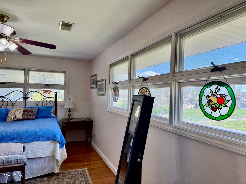 Photo #12: 408 Forest Hills Drive