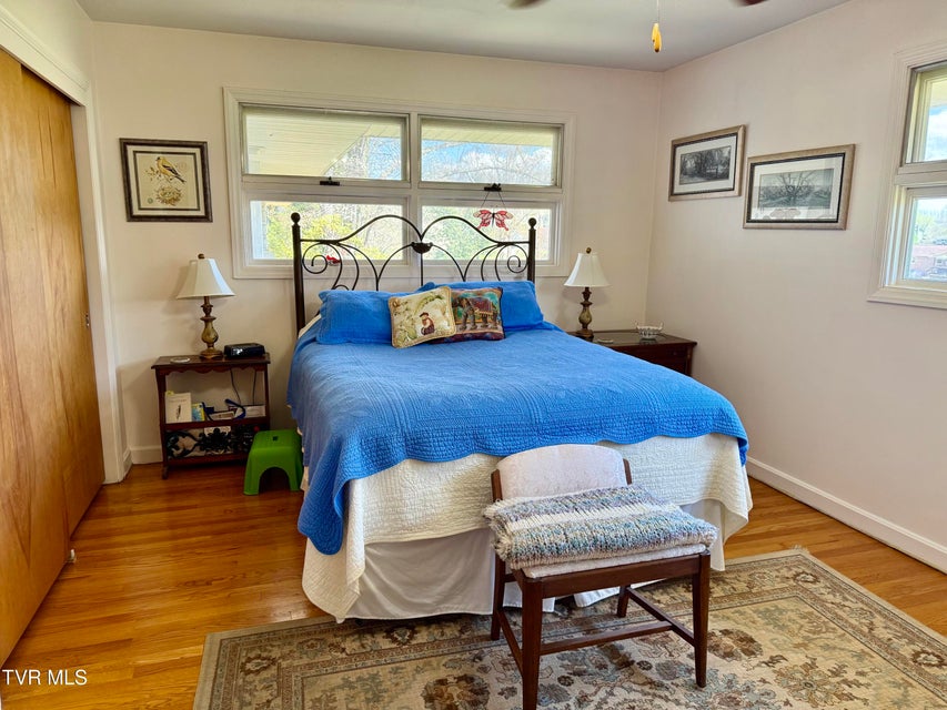 Photo #10: 408 Forest Hills Drive