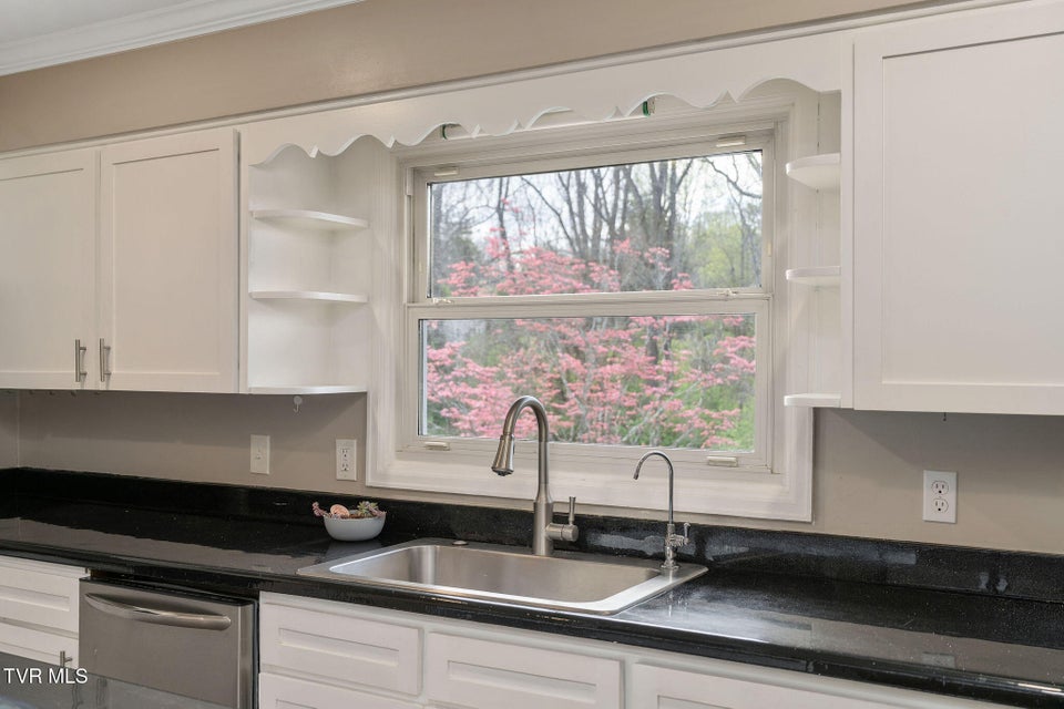 Photo #13: 906 Althea Street