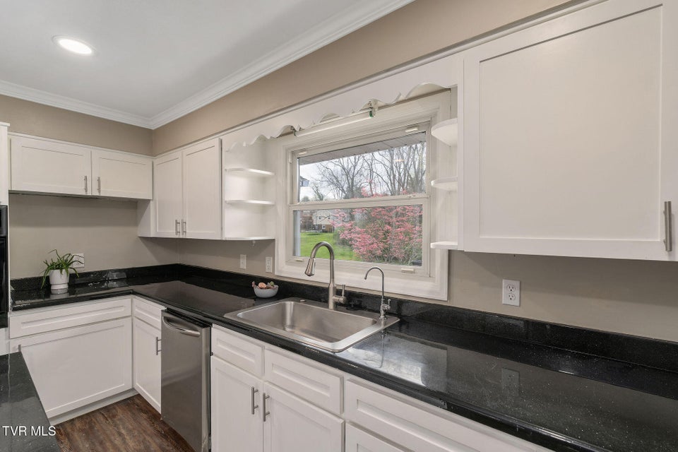 Photo #14: 906 Althea Street