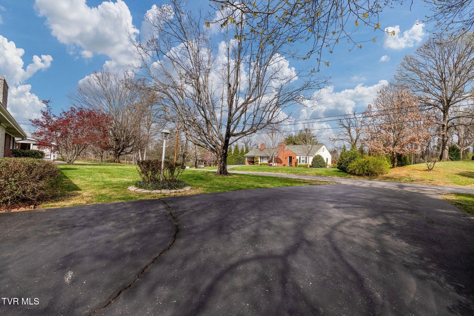 Photo #73: 906 Althea Street