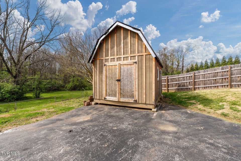 Photo #64: 906 Althea Street