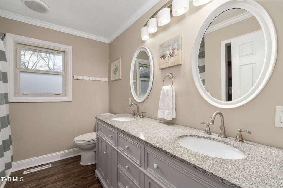 Photo #26: 906 Althea Street