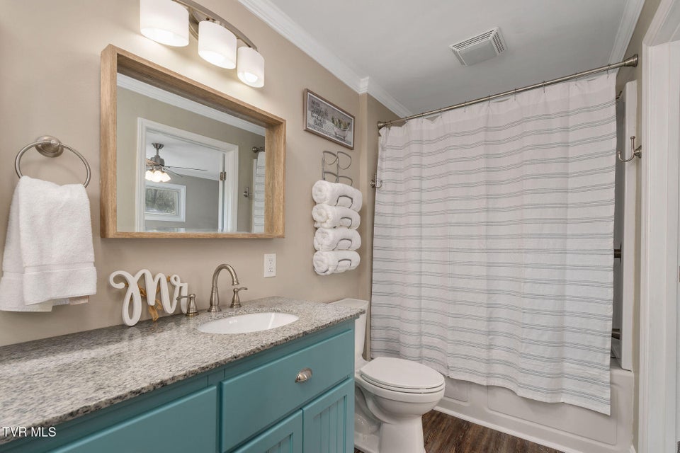 Photo #33: 906 Althea Street