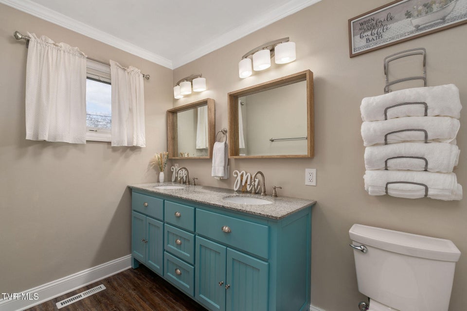 Photo #32: 906 Althea Street