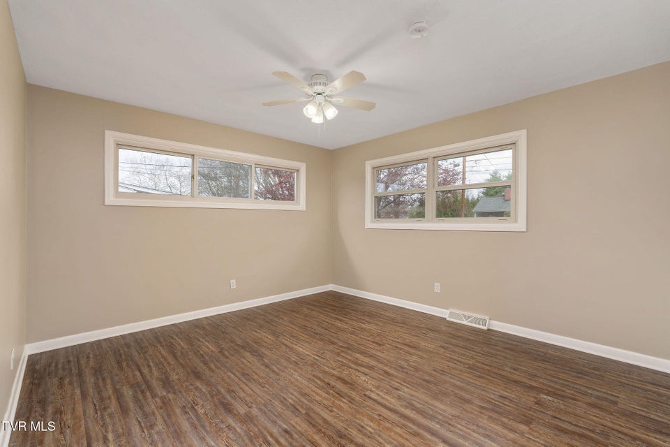 Photo #25: 906 Althea Street