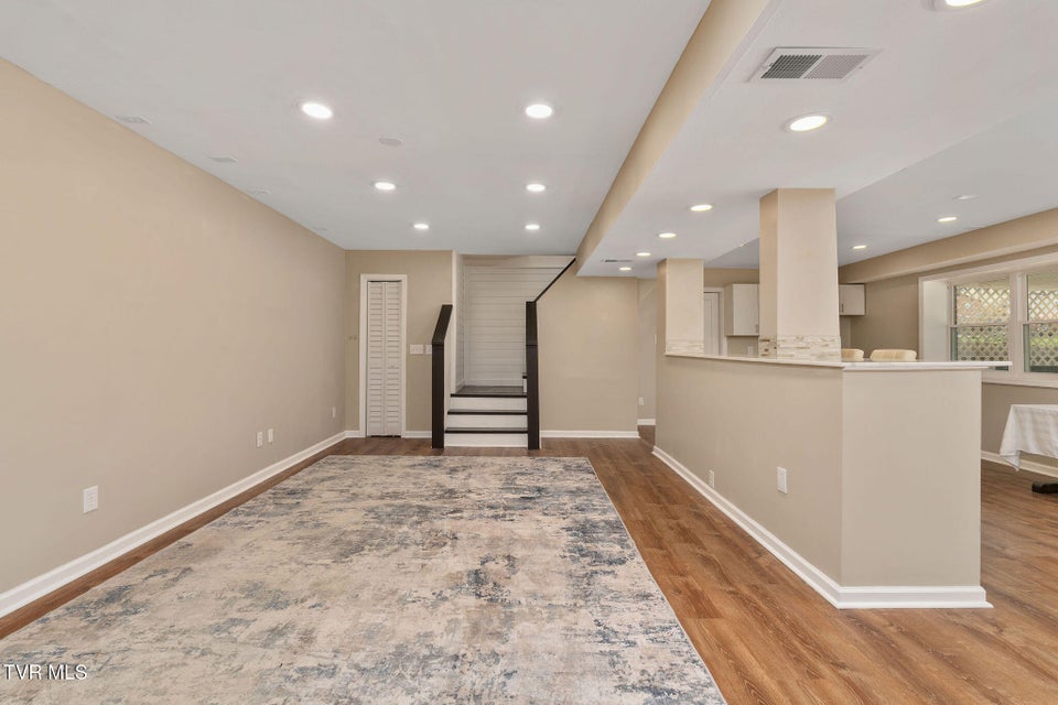 Photo #55: 906 Althea Street