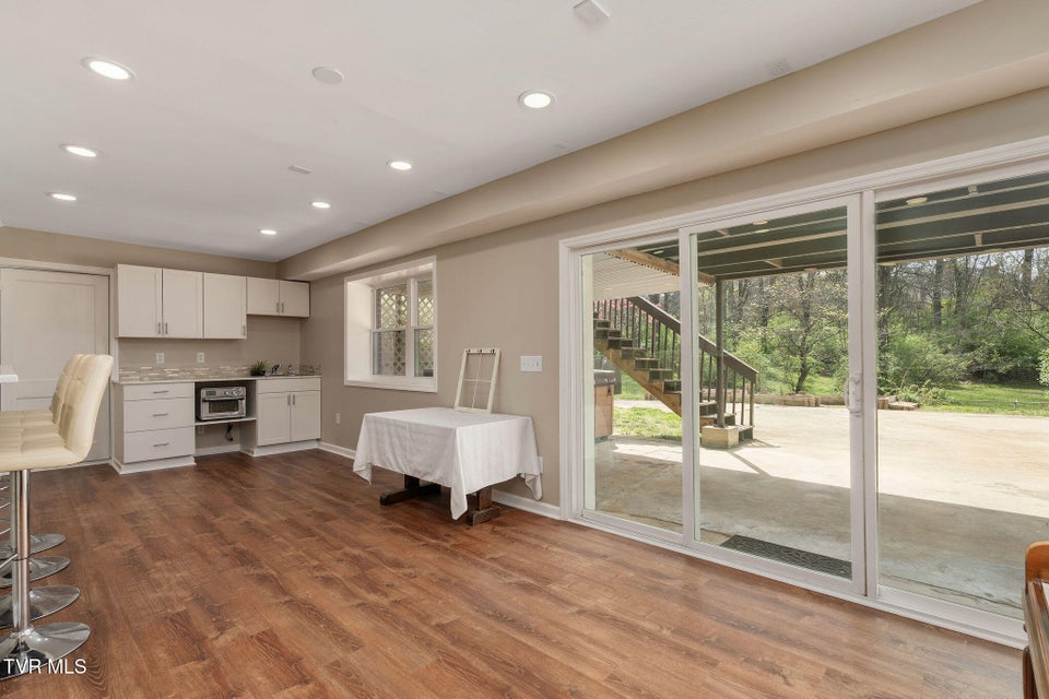 Photo #56: 906 Althea Street