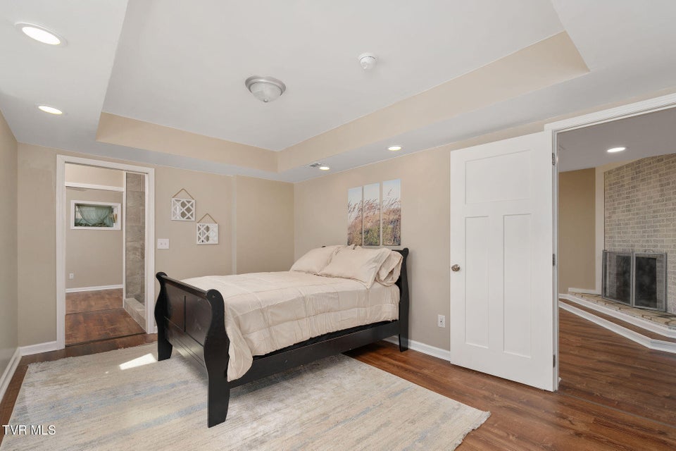 Photo #47: 906 Althea Street