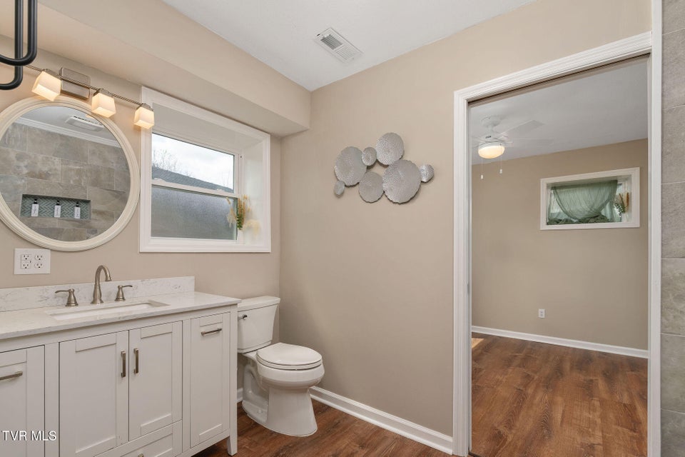 Photo #52: 906 Althea Street