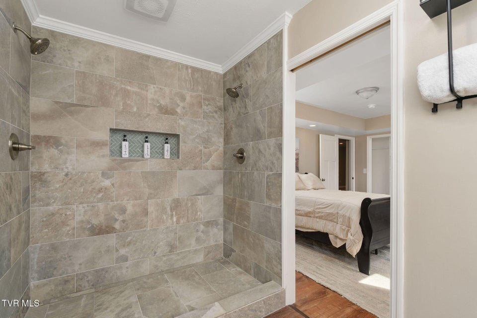 Photo #49: 906 Althea Street