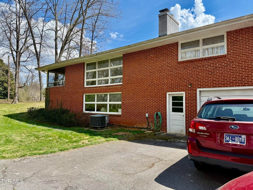 Photo #30: 408 Forest Hills Drive