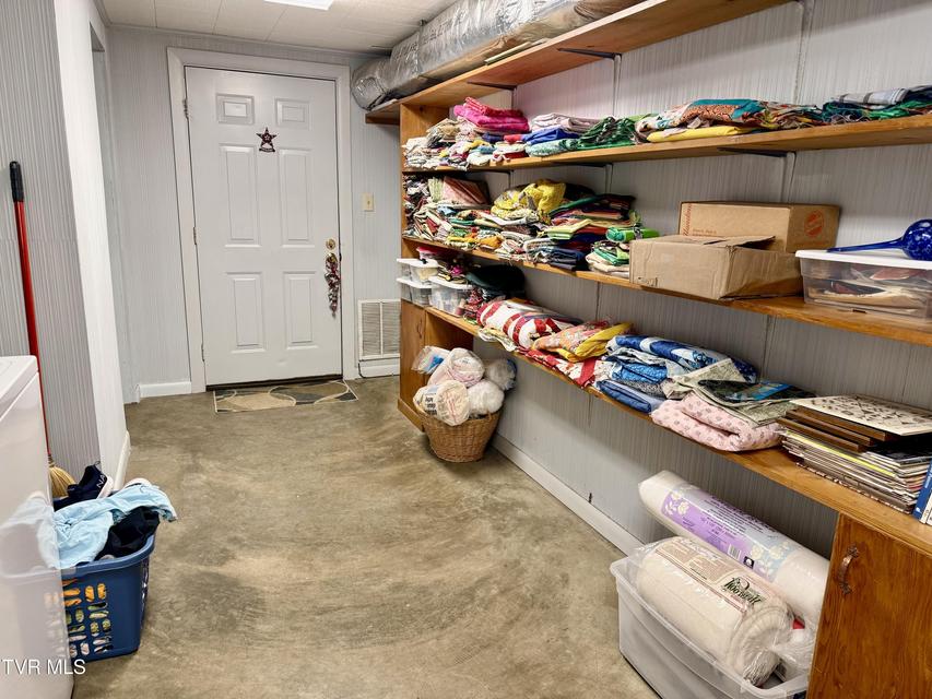 Photo #25: 408 Forest Hills Drive