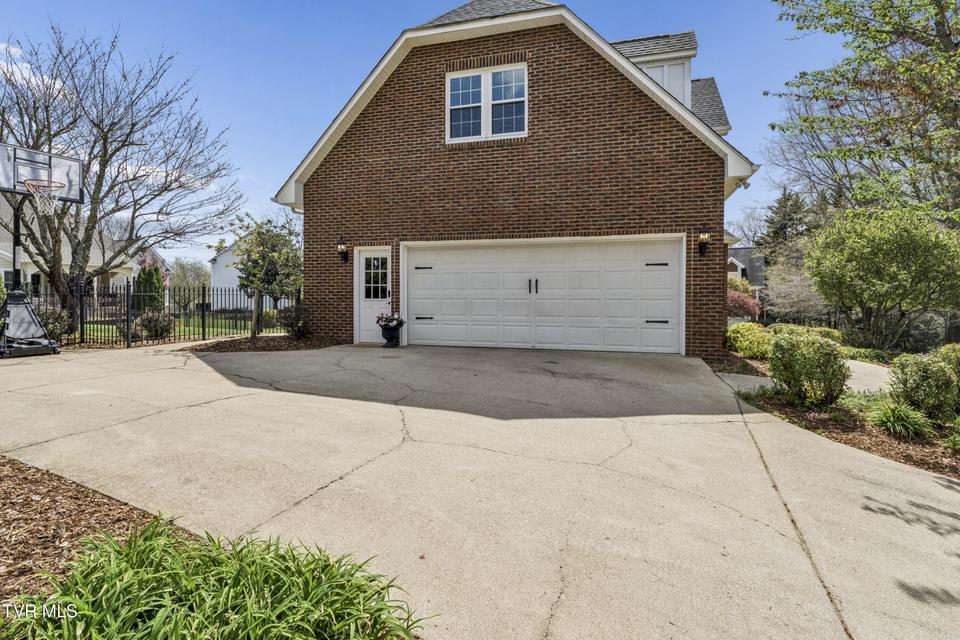 Photo #8: 131 Olde Towne Drive