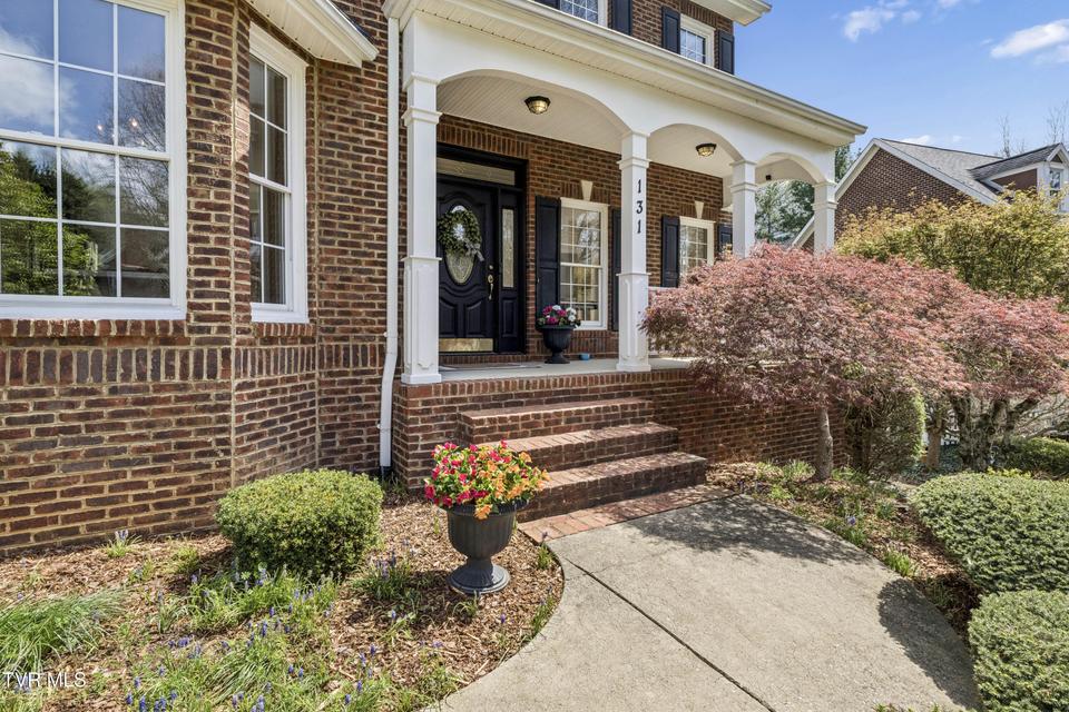 Photo #9: 131 Olde Towne Drive