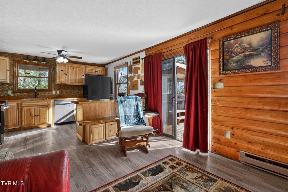 Photo #16: 135 Hiddenwood Drive