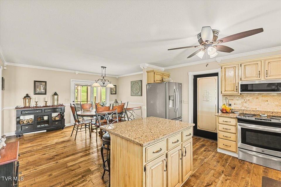 Photo #9: 231 County Farm Road